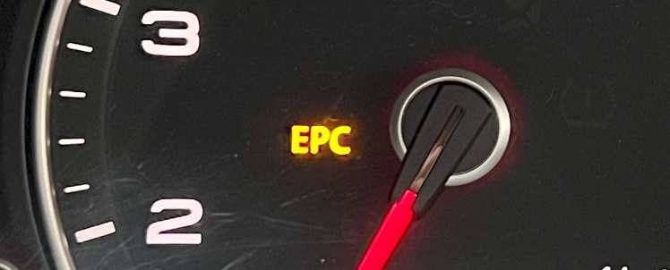 �A�E�f�BA4�A�o���g��EPC�x�����I�����͉��������H