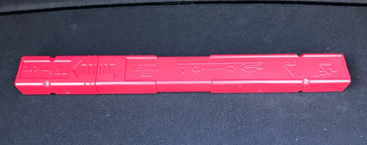 �A�E�f�BA4�A�o���g ���A�h���C�u���R�[�_�[���t�����@