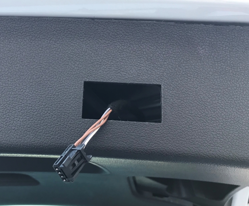 �A�E�f�BA4�A�o���g ���A�h���C�u���R�[�_�[���t�����@